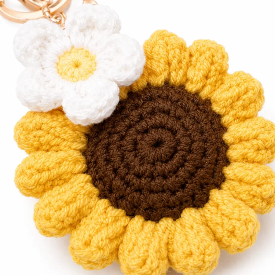 Handmade Crochet Double Sunflower Keychain – Two Blooms Hand Knitted Sunflower Charm for Keys, Bags & Gifting