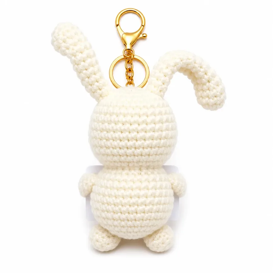 Handmade Crochet White Teddy Bear Keychain – Adorable Hand Knitted Amigurumi Teddy Charm for Keys, Bags & Gifting