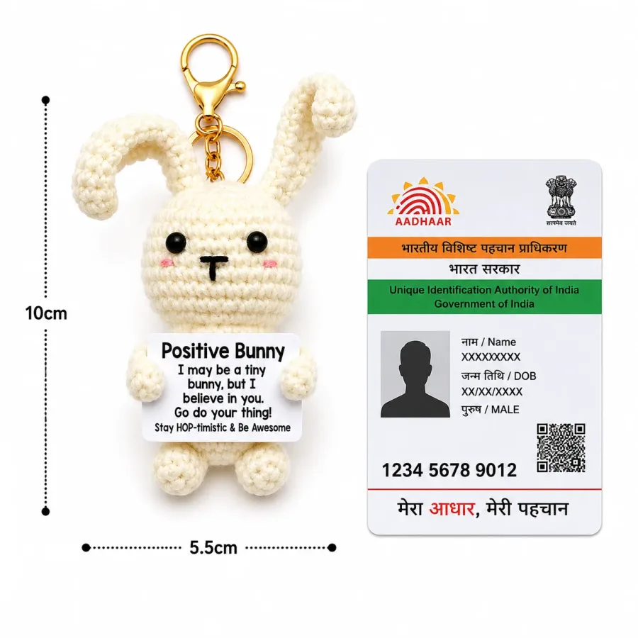 Handmade Crochet White Teddy Bear Keychain – Adorable Hand Knitted Amigurumi Teddy Charm for Keys, Bags & Gifting